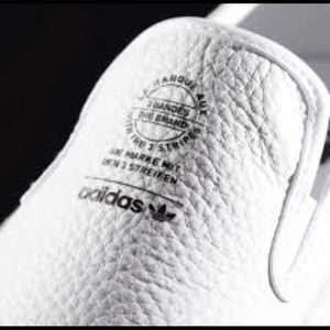 adidas matchcourt slip on leather